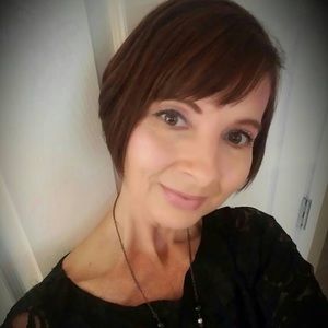 Meet your Posher, Sheri